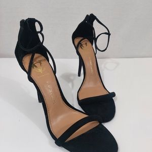 Size-9.5 Vince Camuto